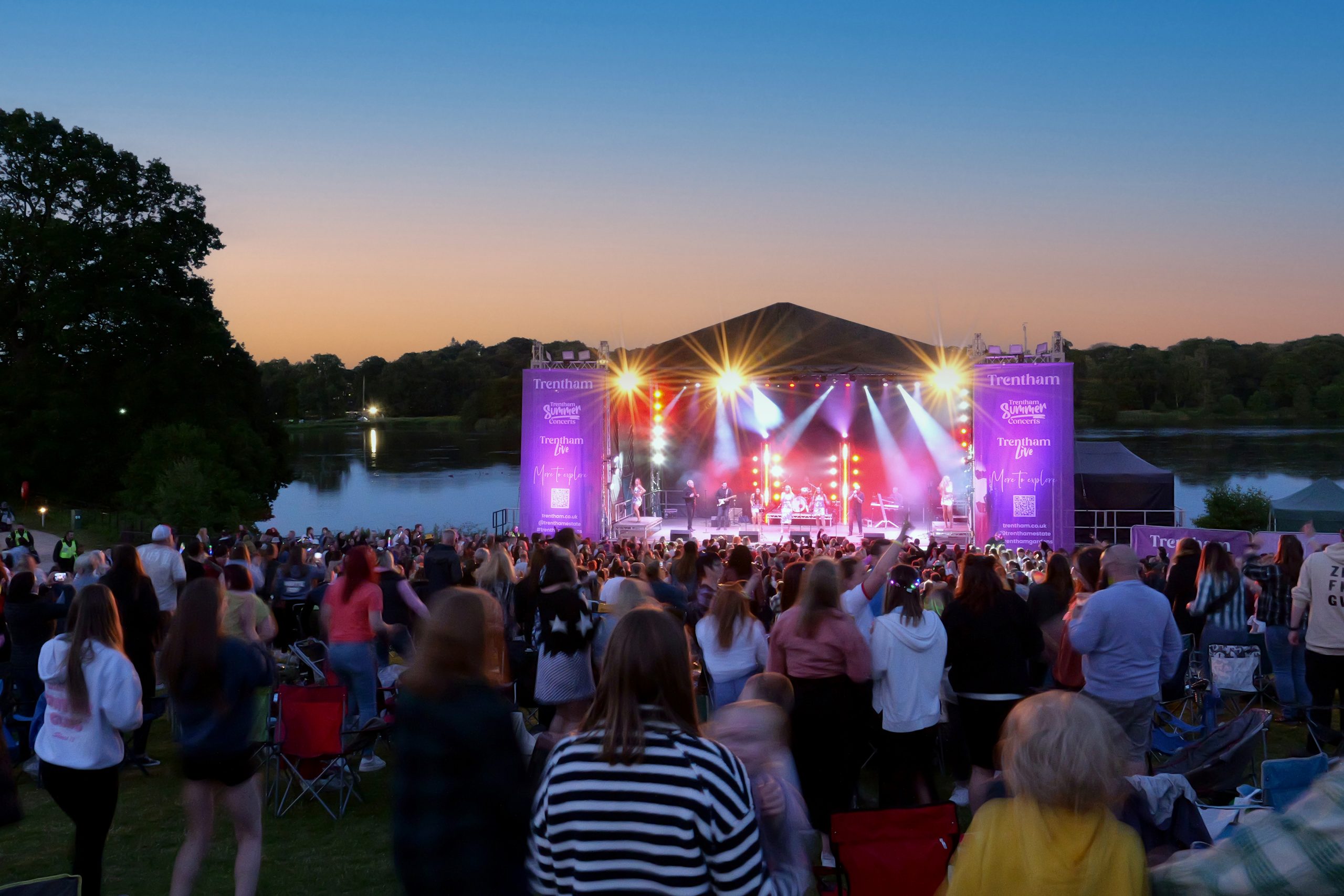 Music Lovers Flocked to Trentham for SOLD OUT Summer Concerts Weekend ...