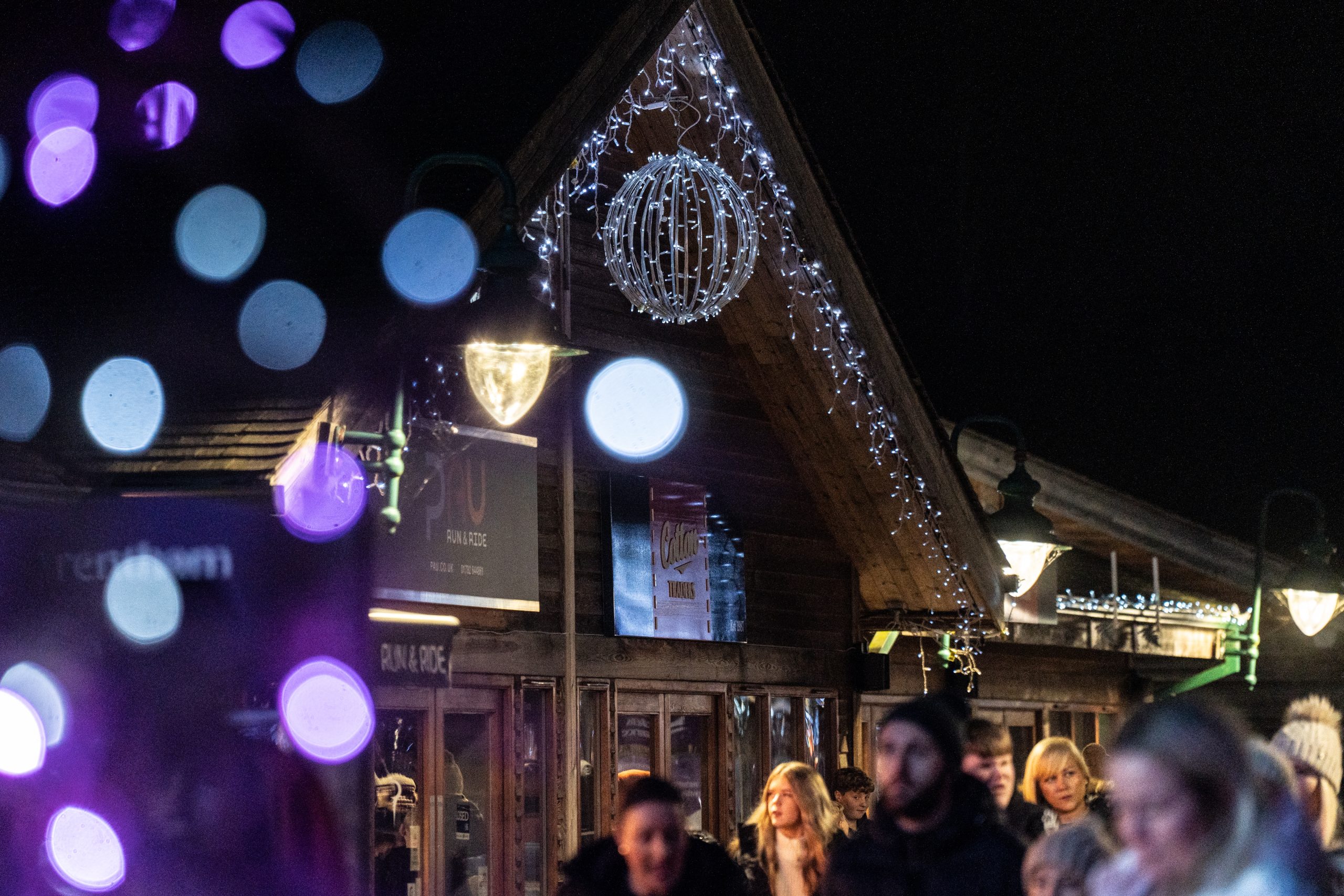 Trentham-Shopping-Christmas-HQ-172